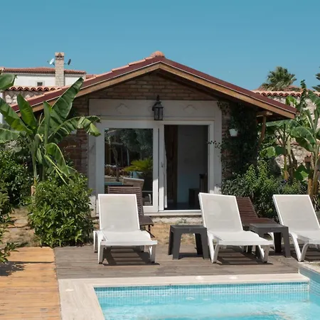 Breeze Alacati מלון